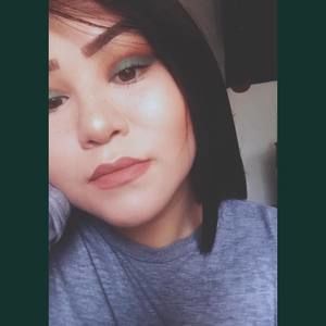 Meet your Posher, Kassandra